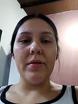 Ariakris live XXX chat