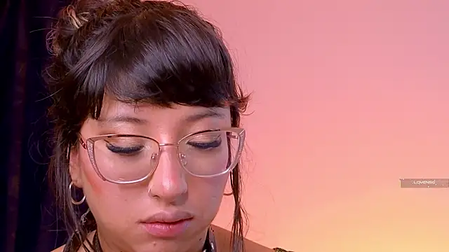 Piafisher_2's Live XXX Chat