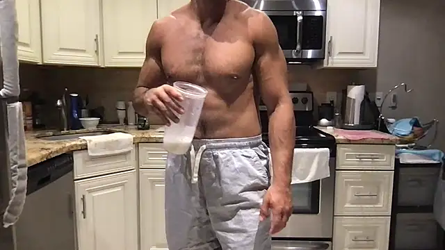 Chatroom XXX en direct de BigGuyMuscle