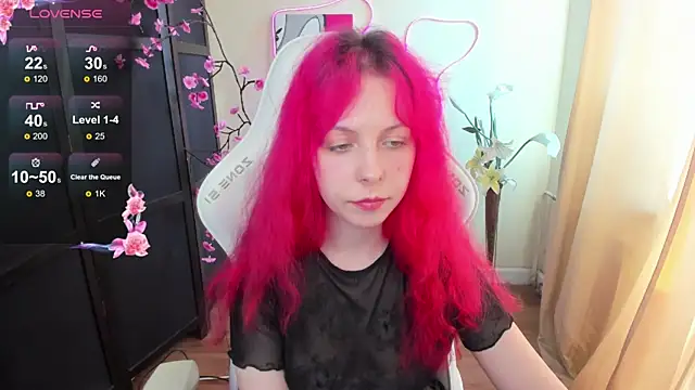InfernoKitten's Webcam Show