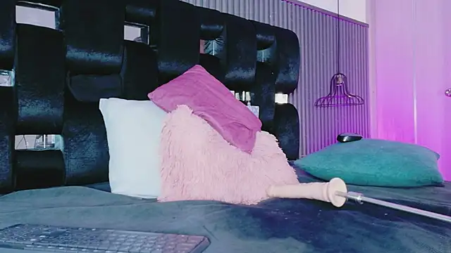 levana1 Live XXX-Chat