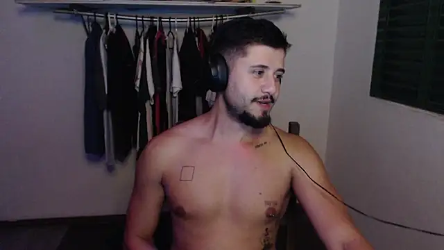 Chat +18 de guzzfit ao vivo