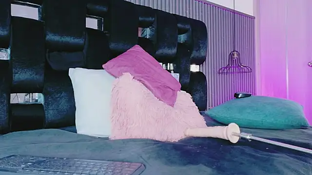 Chat XXX Live levana1