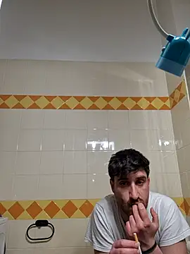 simo1097: онлайн-секс-чат