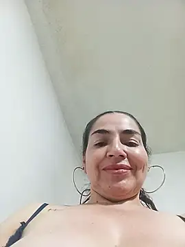 Chat XXX en directo de MaryRoze_