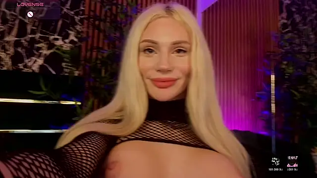 BarbieKara's Webcam Show