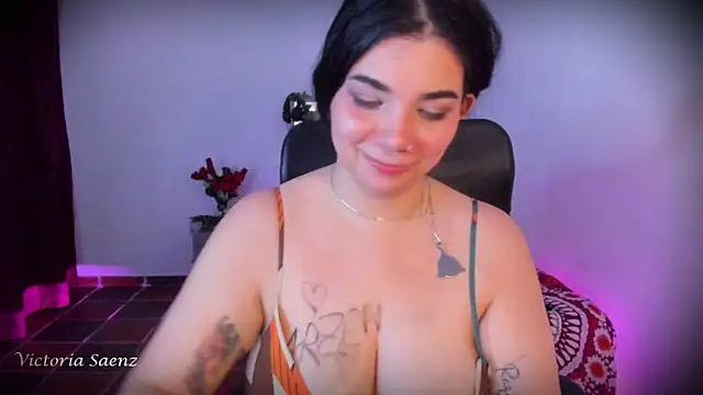 victoriaasaenz_'s Live XXX Chat