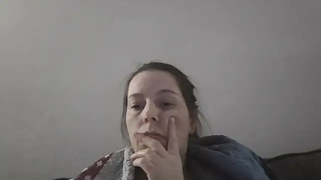 lily1982 Webcam Show