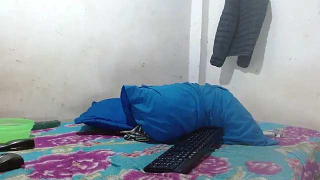 damian_bottom_bigcock 网络视讯表演