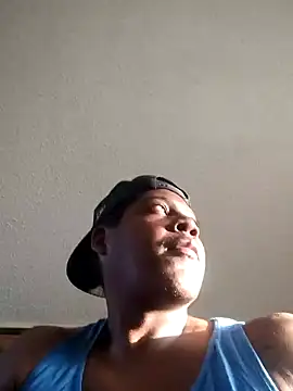 Bigshaddywoo Show in webcam