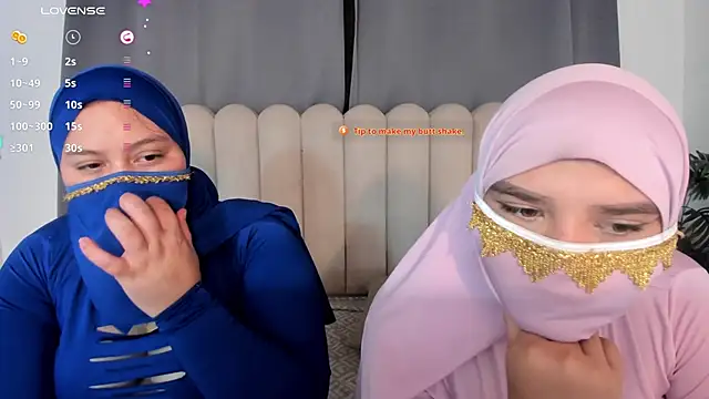 Pokazy przed kamerką – aziza_dalila02