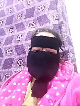 sex69soltana Adlı Modelin Web Kamerası Şovu