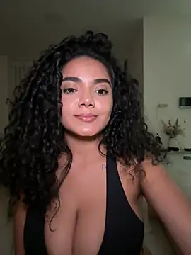 Živý XXX chat Curlyierr