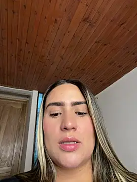 Miilana_のライブXXXチャット