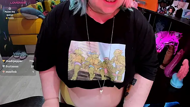 Chatroom XXX en direct de Softie_Sofy