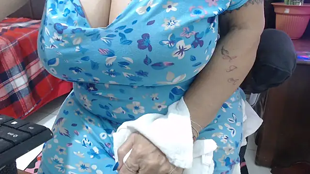 jenny_milf69 élő XXX-chatje