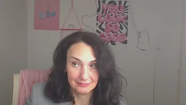 Chatroom XXX en direct de Rosie_Rosee