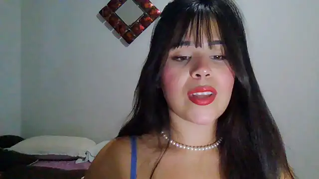 แชท XXX สดของ persefoonee30