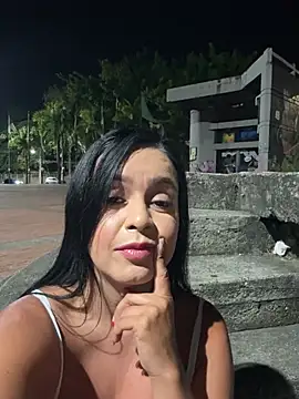 Chat +18 de _kathaLopez_ ao vivo