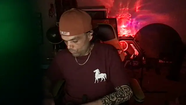 KungFuPanda001's Live XXX Chat