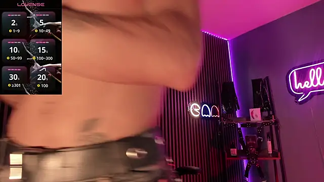 Maximoking26 Adlı Modelin Canlı XXX Sohbeti