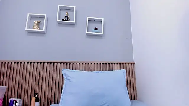 SalommeeT: онлайн-секс-чат