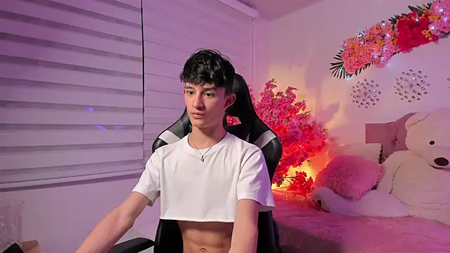 Patrick_Howland_ Adlı Modelin Web Kamerası Şovu