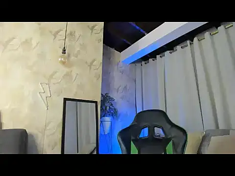 Show modela RONNY_COLTON na web-kameri