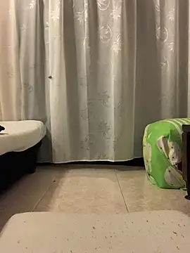 Estefani_32 现场XXX聊天