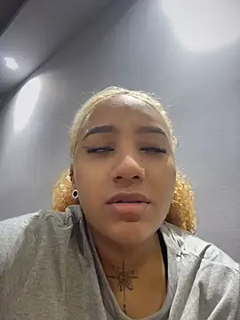 Starlights Live XXX Chat