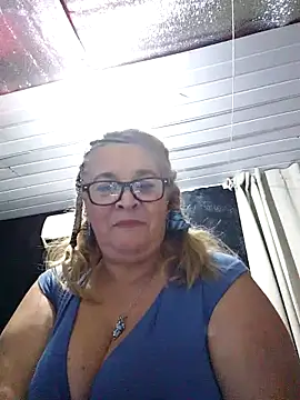 Chat +18 de momismilf544 ao vivo