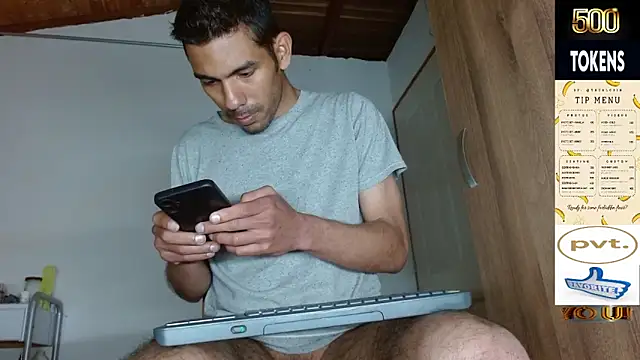 عرض كام JohanyLatino