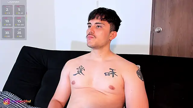 jasonxd9898: онлайн-секс-чат