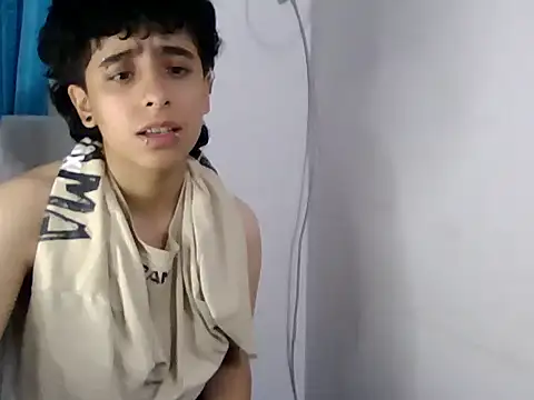 LatinHeatX22 webkamerás műsora