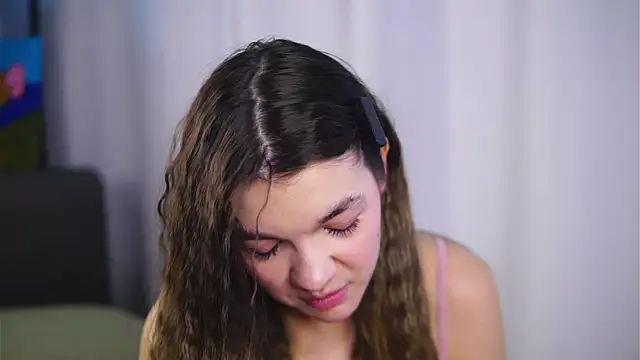 VeronaAppleberry's Live XXX Chat