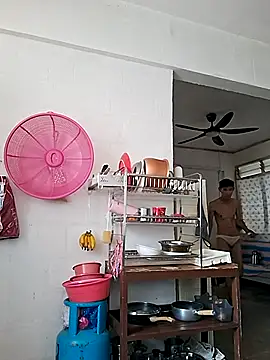 hughug123456 webkamerás műsora