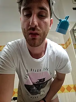 simo1097 লাইভ XXX চ্যাট