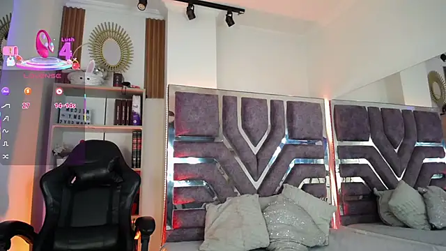 XXX chat uživo modela Eva__Walker