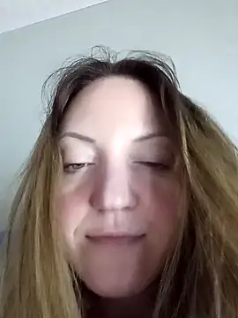 KattyLuuu – Live XXX-chat