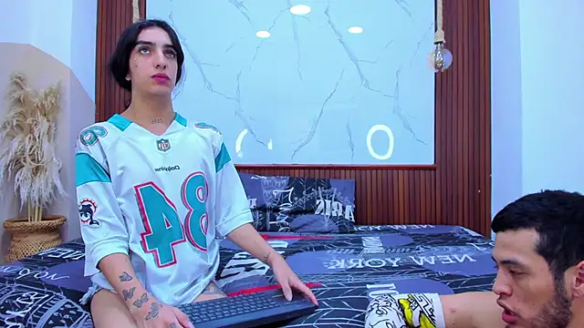 Loversinfire2 现场XXX聊天