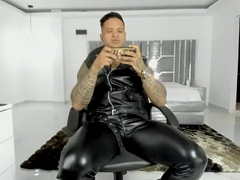 Chat XXX en directo de master_leather