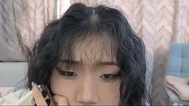 SweetMiaXO webkamerás műsora