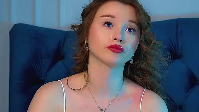 KeiraAsti's Live XXX Chat