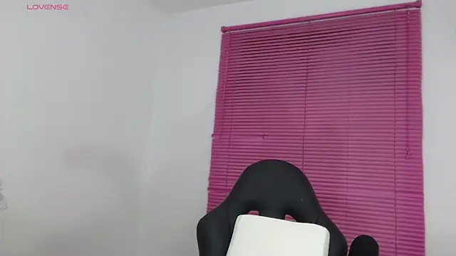 Emma_Hotkiss – Live XXX-chat