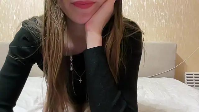 Show modela 40000usd na web-kameri