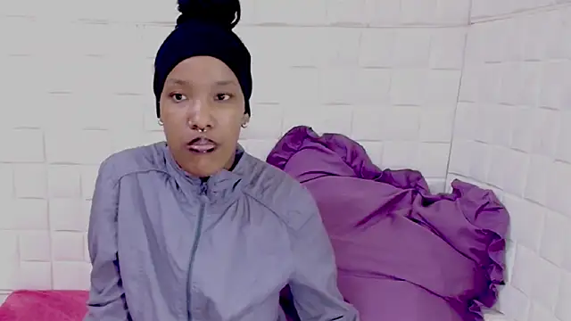 EroticSexyPrada Live XXX-chat