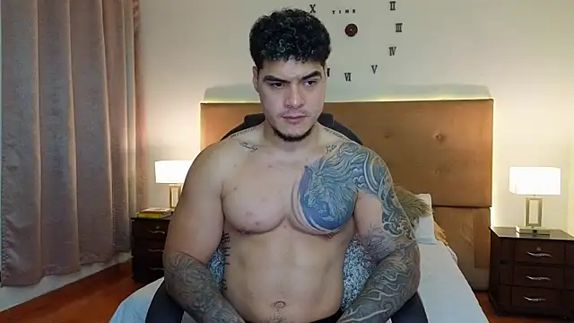 Steven_Velez 即時 XXX 聊天