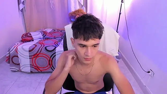 Aron_Boyy 现场XXX聊天