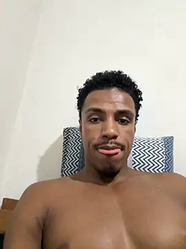 LorenzoBlack27 Adlı Modelin Web Kamerası Şovu