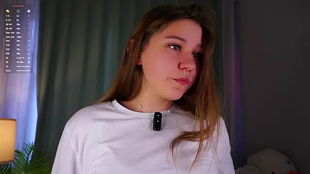 Chat +18 de ShantellAngulo ao vivo